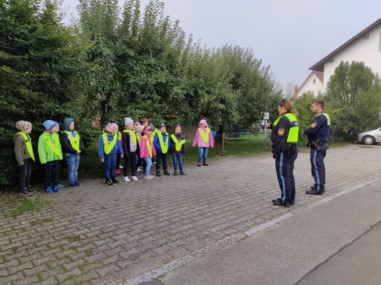 Sicherheitstraining am „Zebrastreifen“
