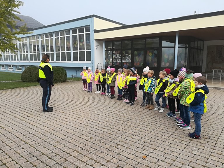 Sicherheitstraining am „Zebrastreifen“